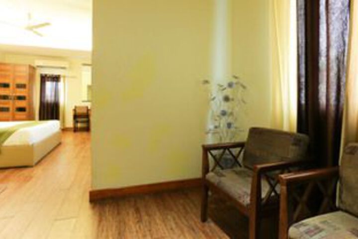 Room 16 of 33