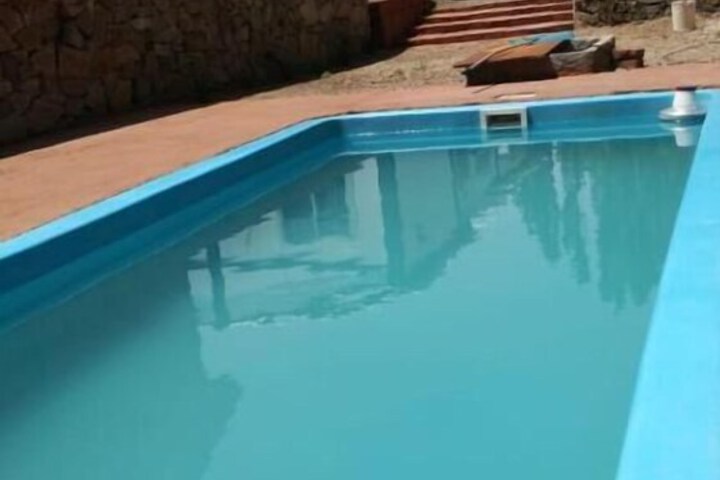 Pool 15 of 28