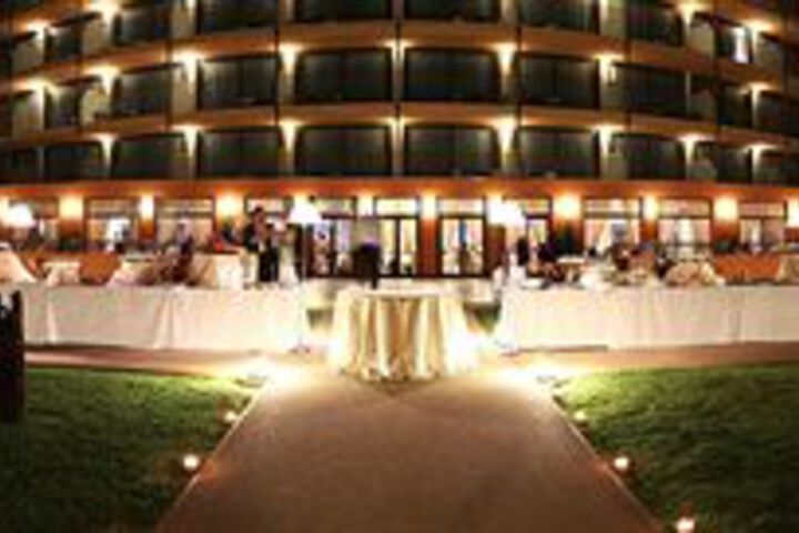Wedding/Banquet 20 of 32