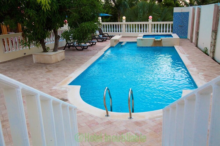 Pool 37 of 78