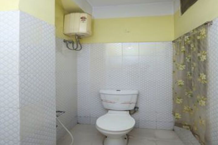 Room 2 of 30