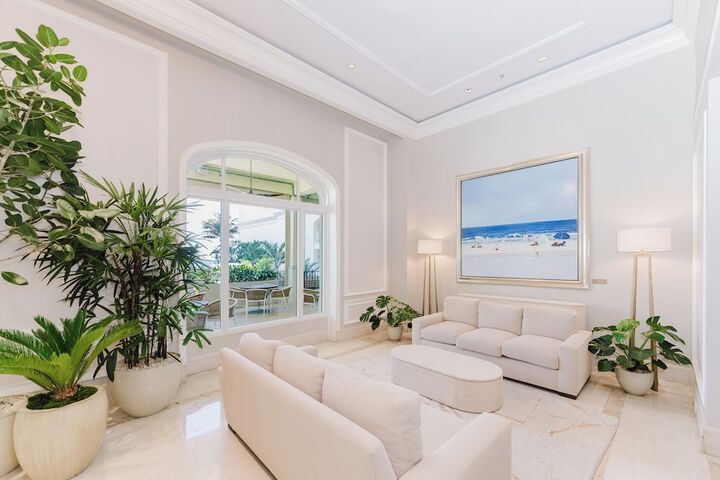 Lobby sitting area