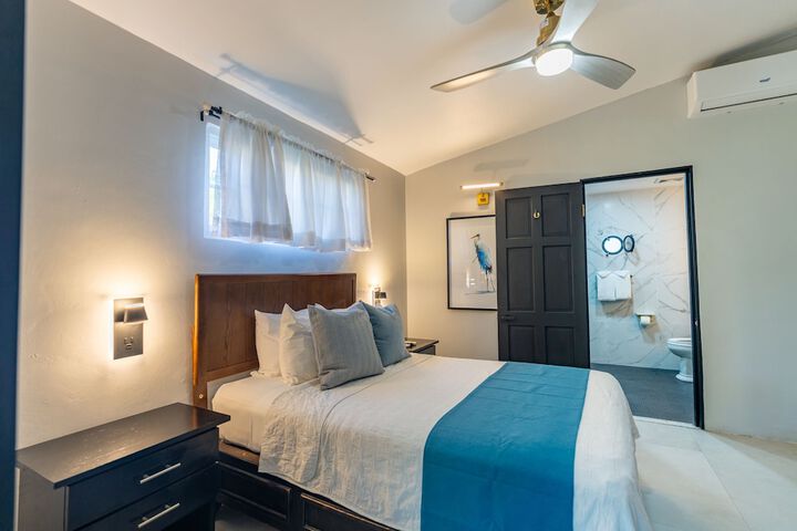 Room 10 of 92