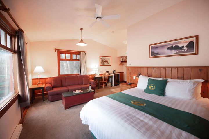 Room 3 of 113