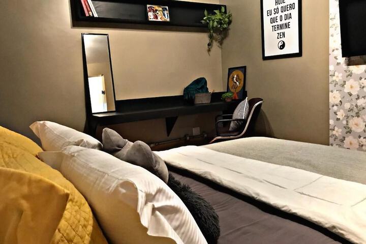 Room 6 of 26