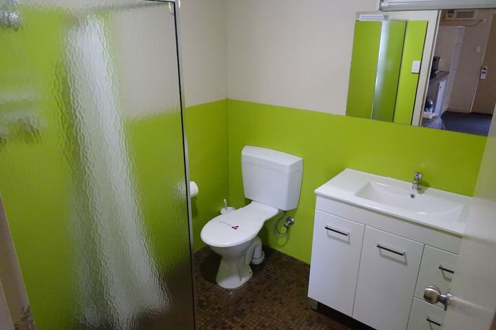Room 2 of 22