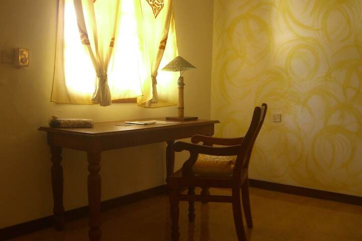 Room 28 of 92