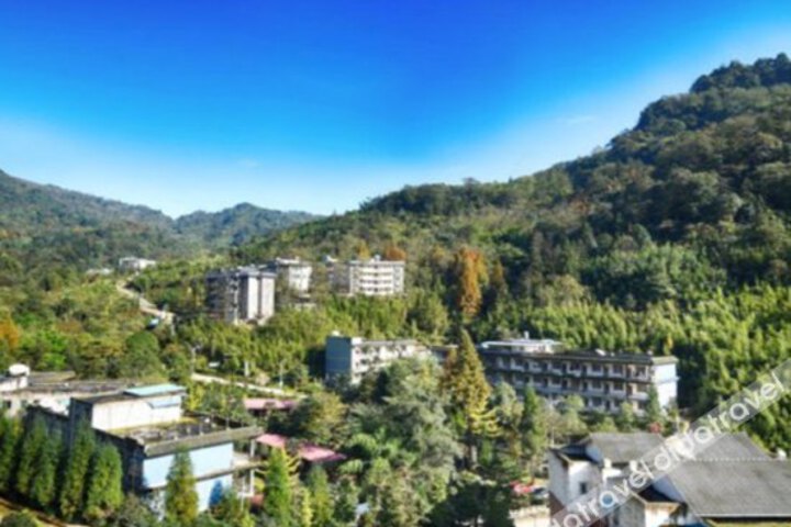 Wolongtan Hotel