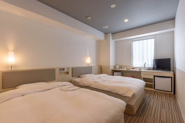 Room 19 of 41