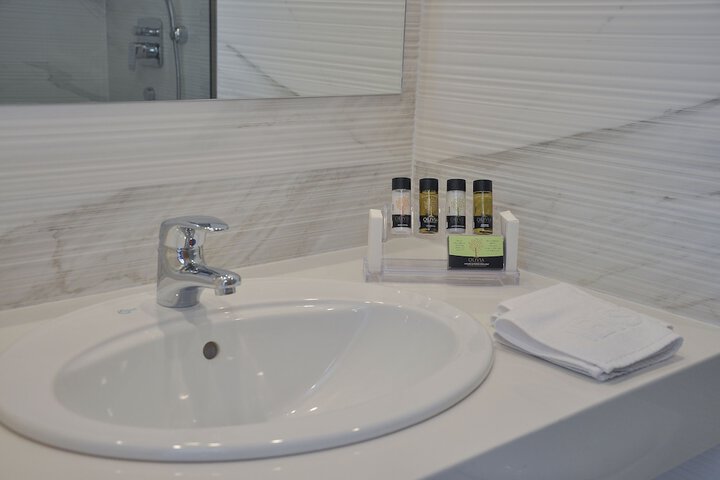 Bathroom Interior Photo