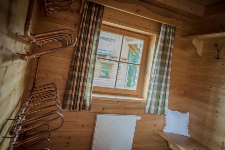 General 33 of 50