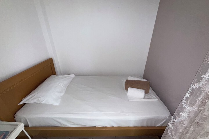 Room 49 of 171