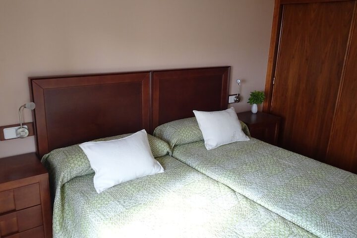 Room 2 of 29