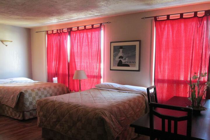 Room 9 of 29