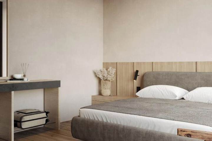 Room 5 of 165