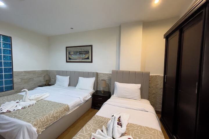 Room 154 of 340
