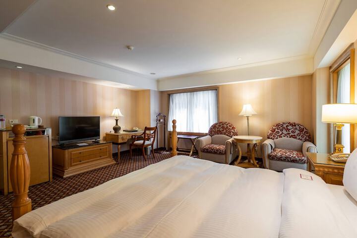 Room 95 of 164