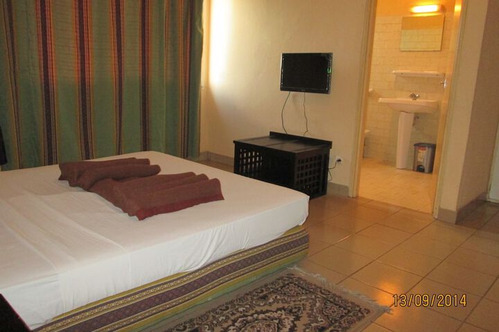 Room 8 of 41