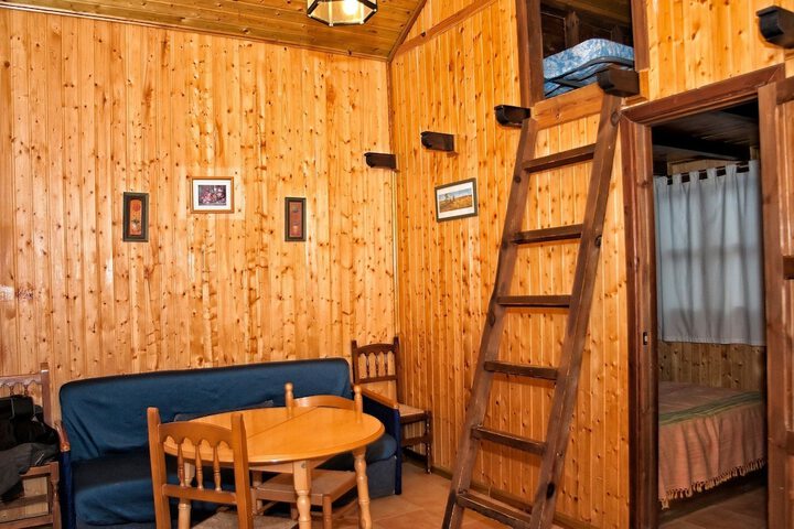 Room 15 of 25
