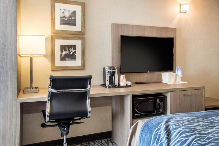 Room 16 of 31