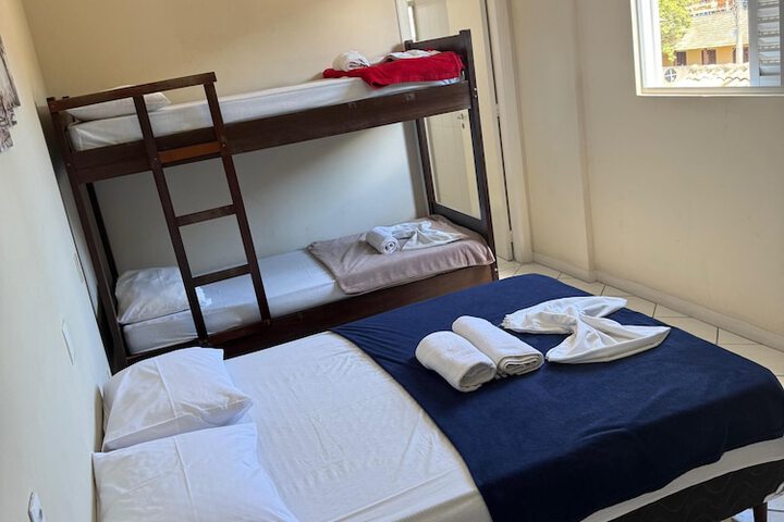 Room 6 of 16