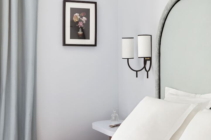 Room 28 of 50
