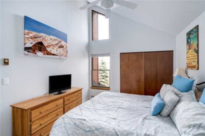 Room 58 of 61
