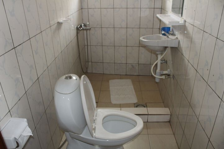 Room 3 of 31