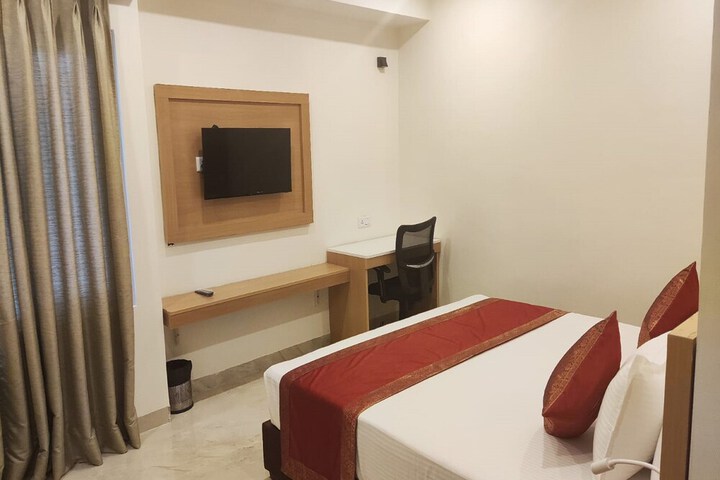 Room 7 of 21
