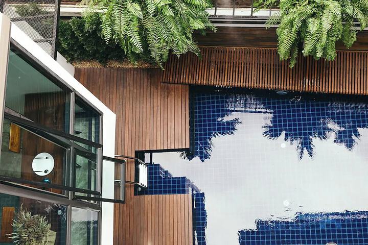 Pool 54 of 72