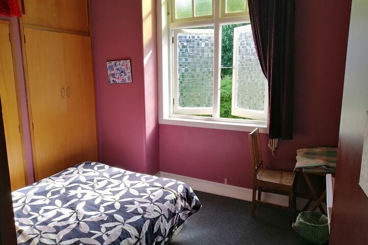 Room 14 of 62
