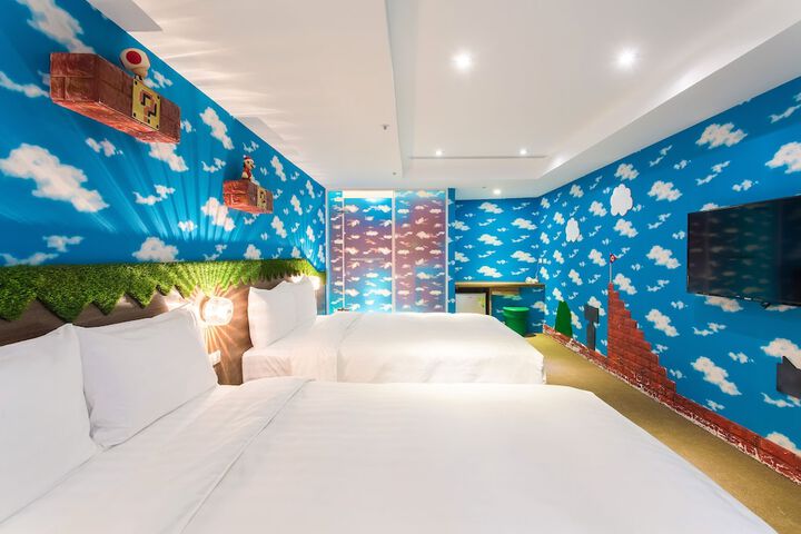 Room 12 of 35