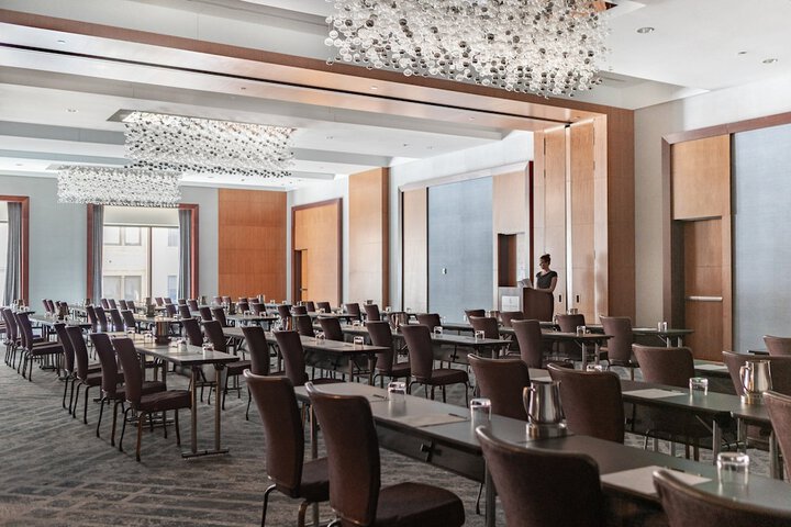 Meeting facility