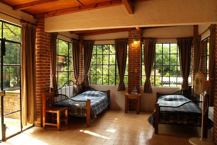 Room 5 of 63