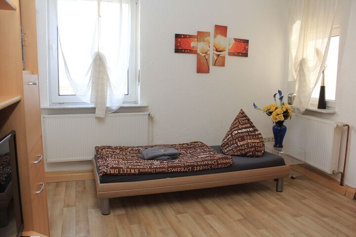 Room 6 of 20
