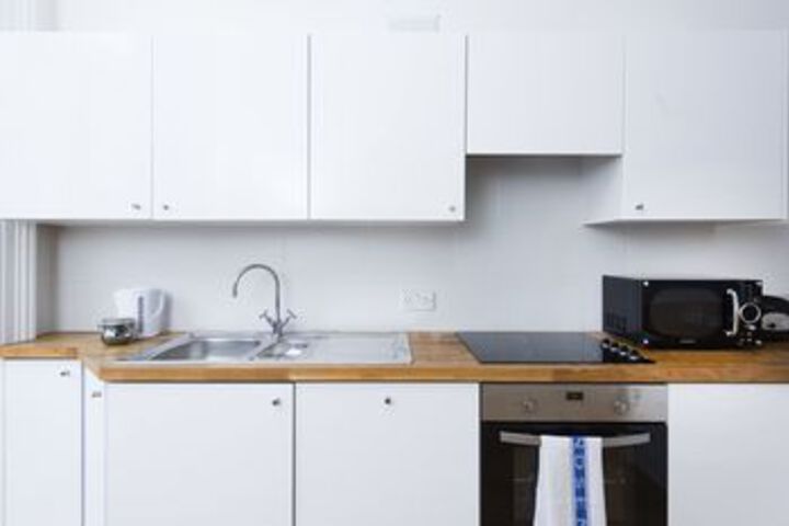 Room 12 of 20