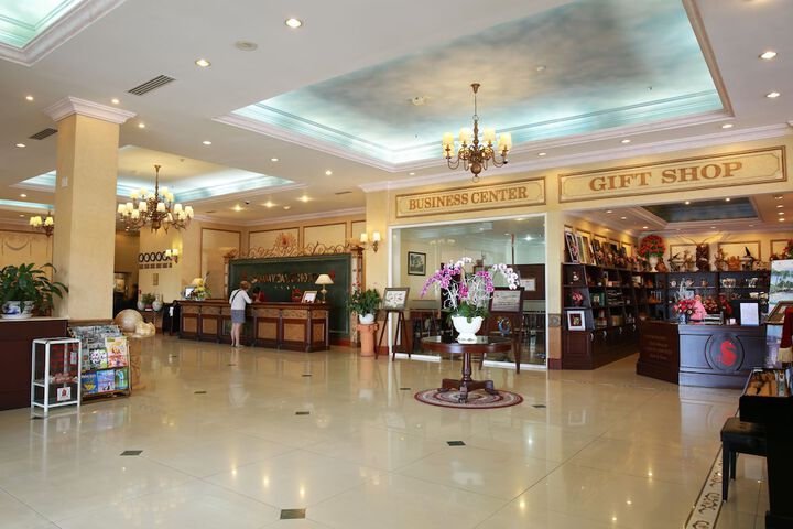 Hotel Interior 4 of 61