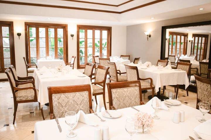 Dining 72 of 109