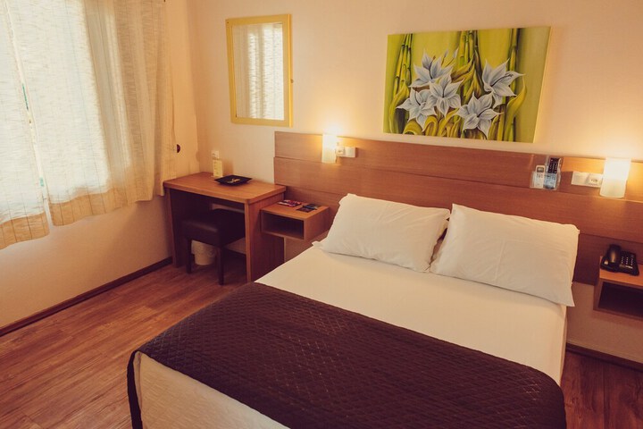 Room 30 of 88