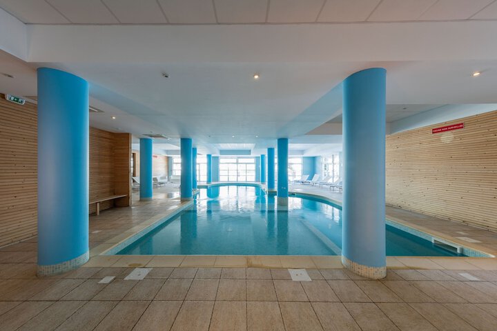 Pools & Facilities