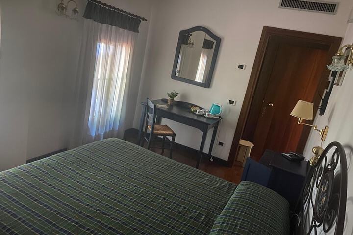 Room 15 of 67