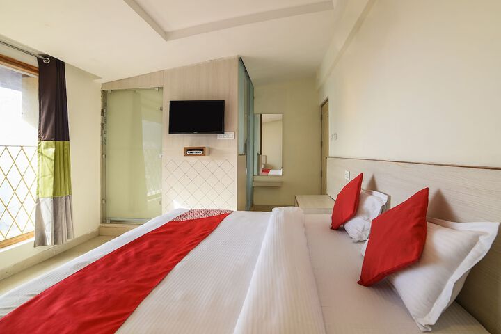Room 6 of 26