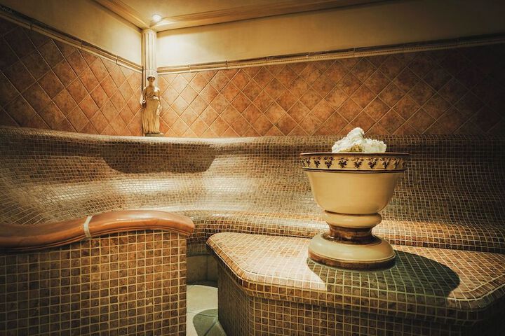 Spa 46 of 79