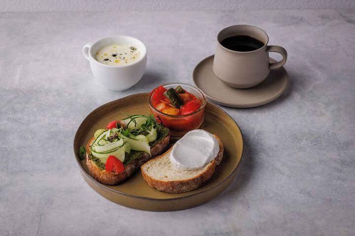 Breakfast/Coffee Service 116 of 125