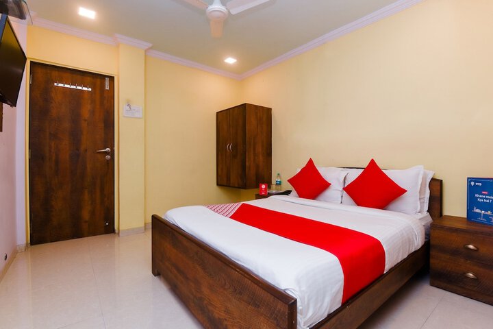 Room 4 of 15