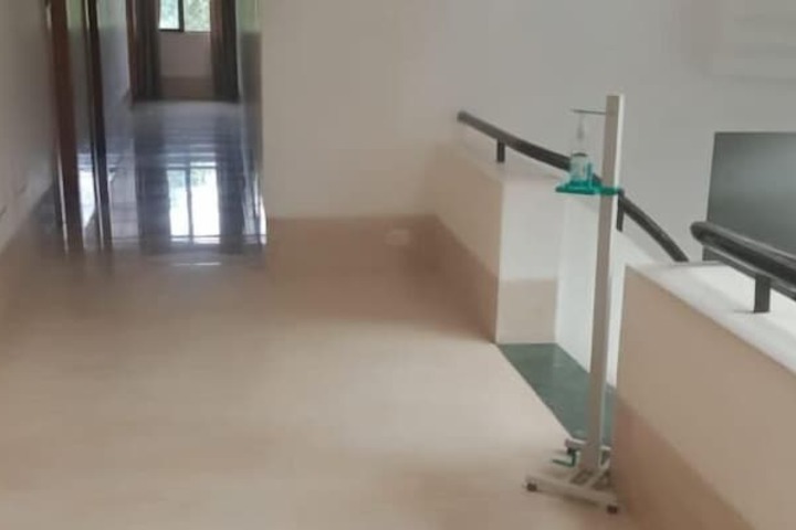 Room 5 of 11