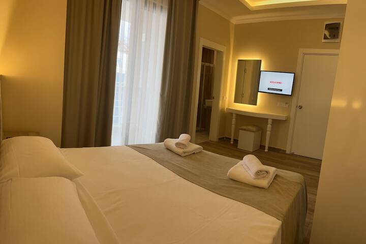 Room 29 of 121