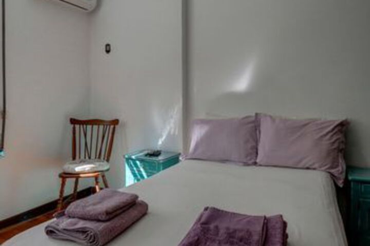 Room 16 of 29