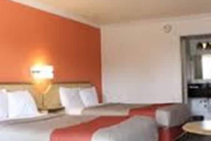 Room 16 of 36
