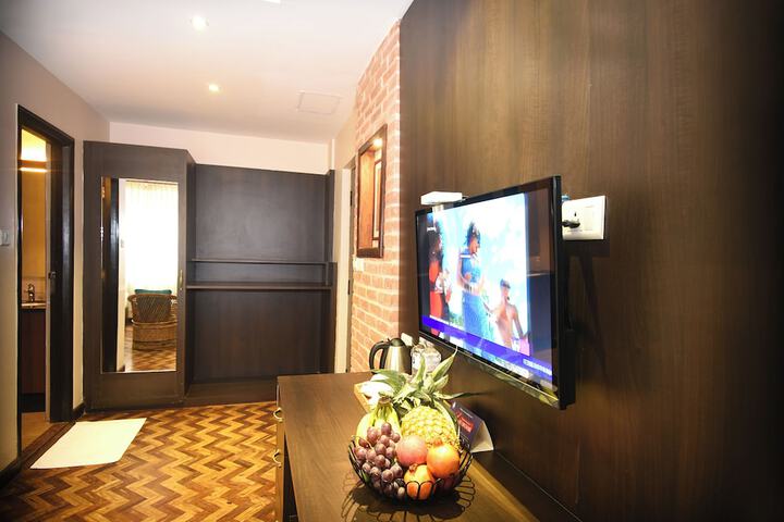 Room 7 of 71